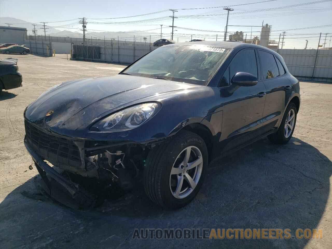 WP1AA2A51JLB03014 PORSCHE MACAN 2018