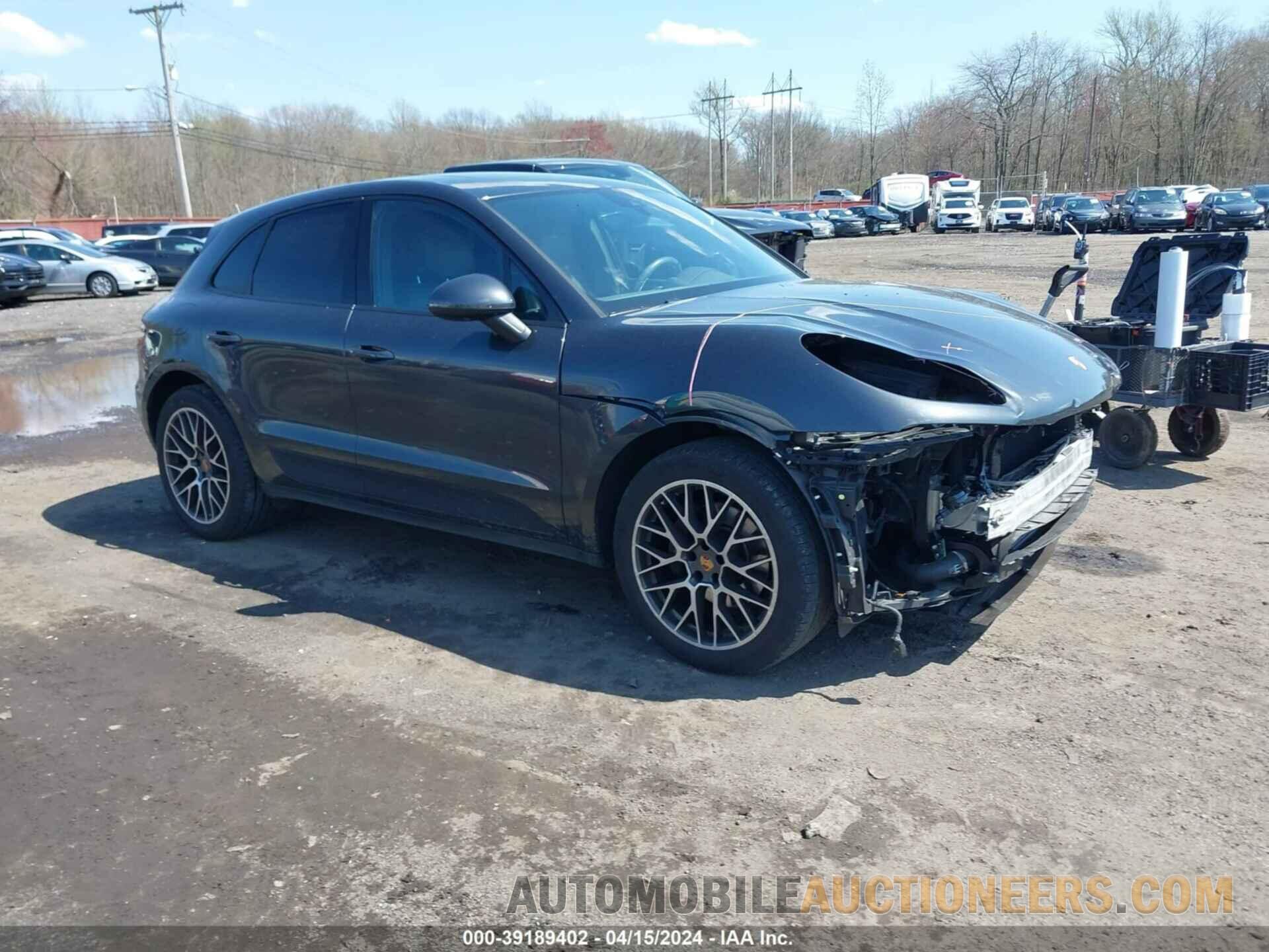 WP1AA2A51JLB13977 PORSCHE MACAN 2018