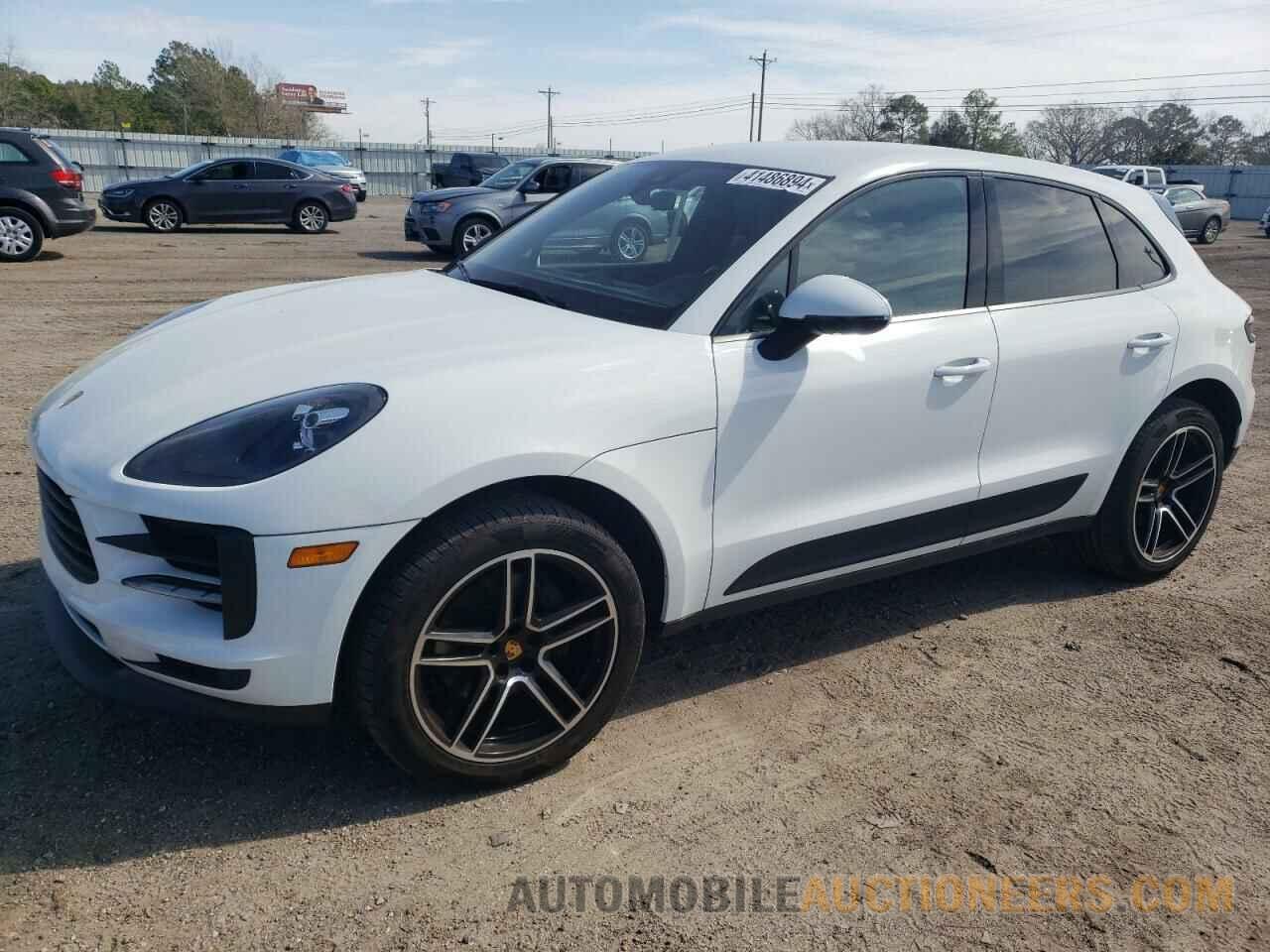 WP1AA2A51KLB03502 PORSCHE MACAN 2019