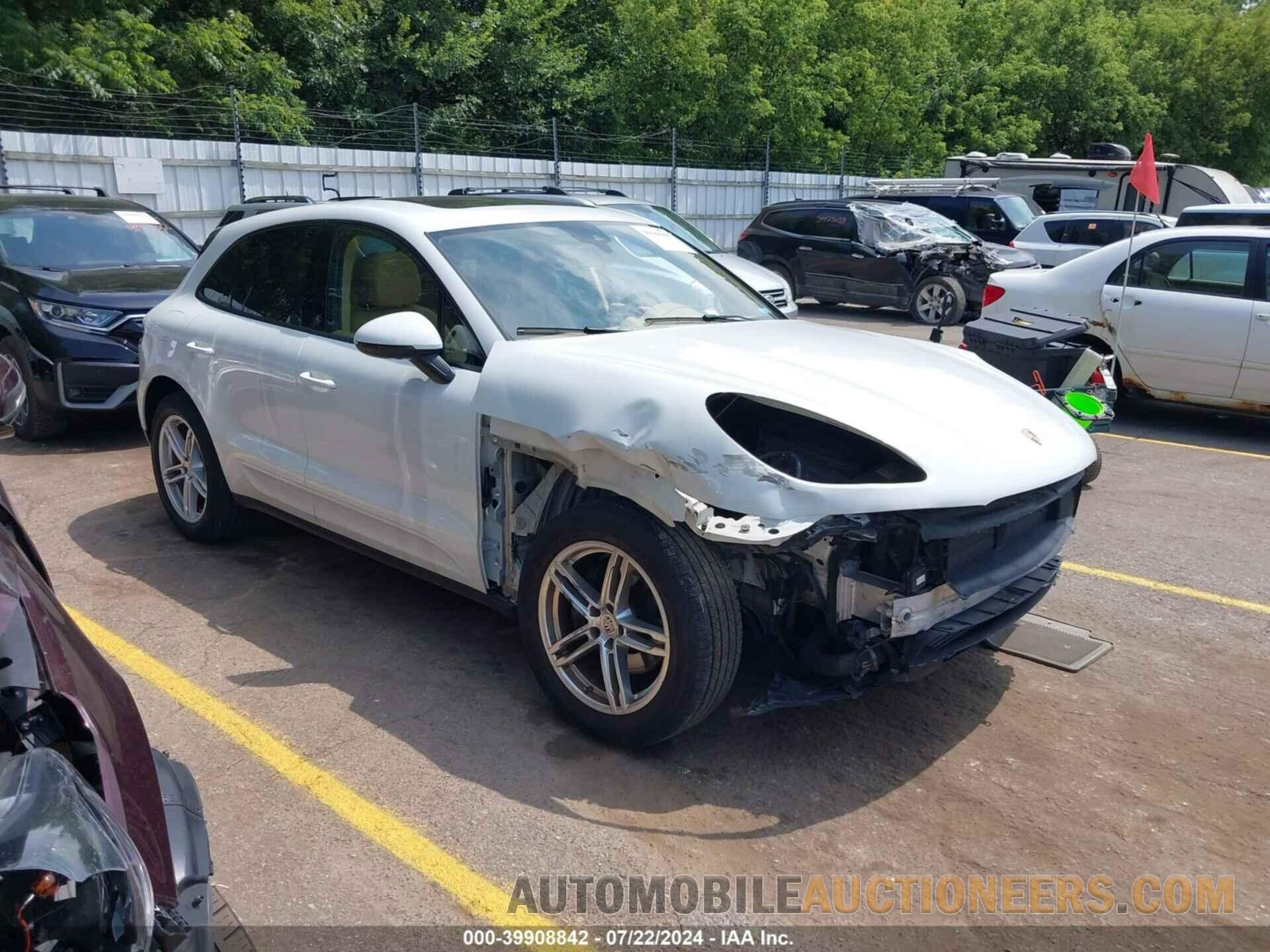 WP1AA2A52HLB05932 PORSCHE MACAN 2017