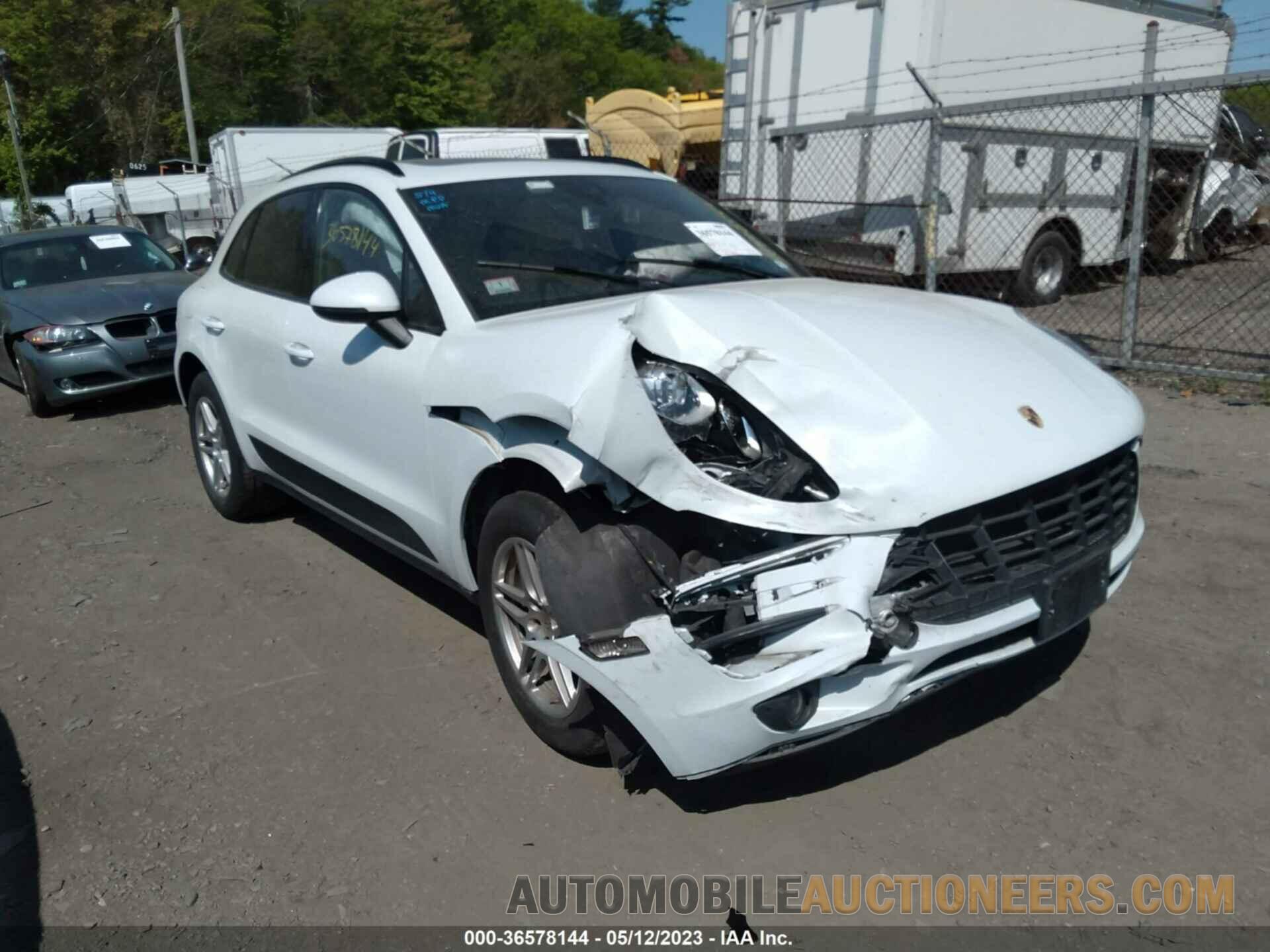 WP1AA2A52JLB00929 PORSCHE MACAN 2018