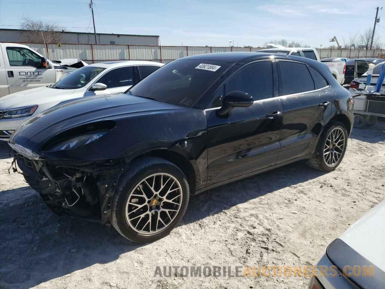 WP1AA2A52JLB02244 PORSCHE MACAN 2018