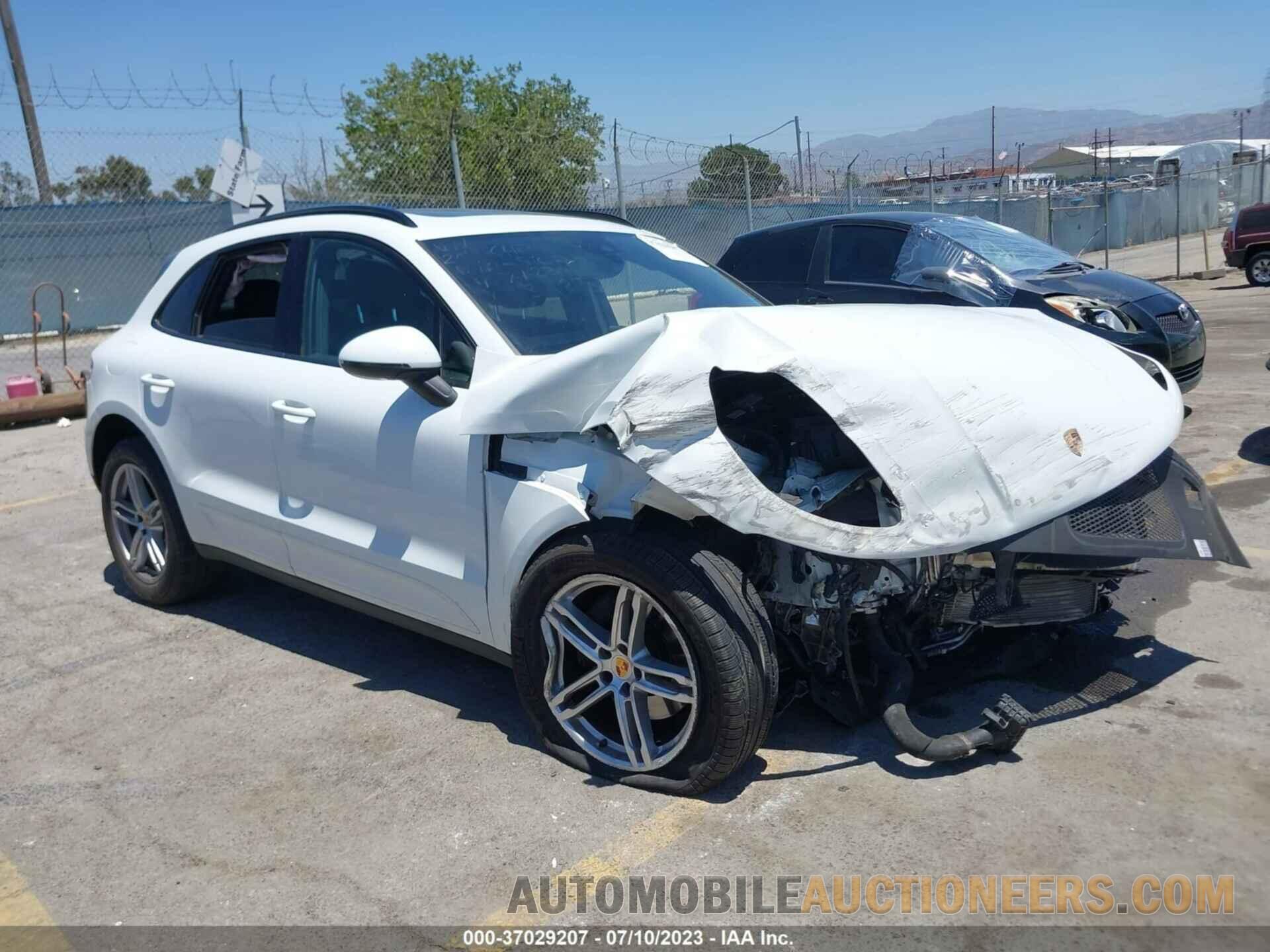 WP1AA2A52JLB15107 PORSCHE MACAN 2018