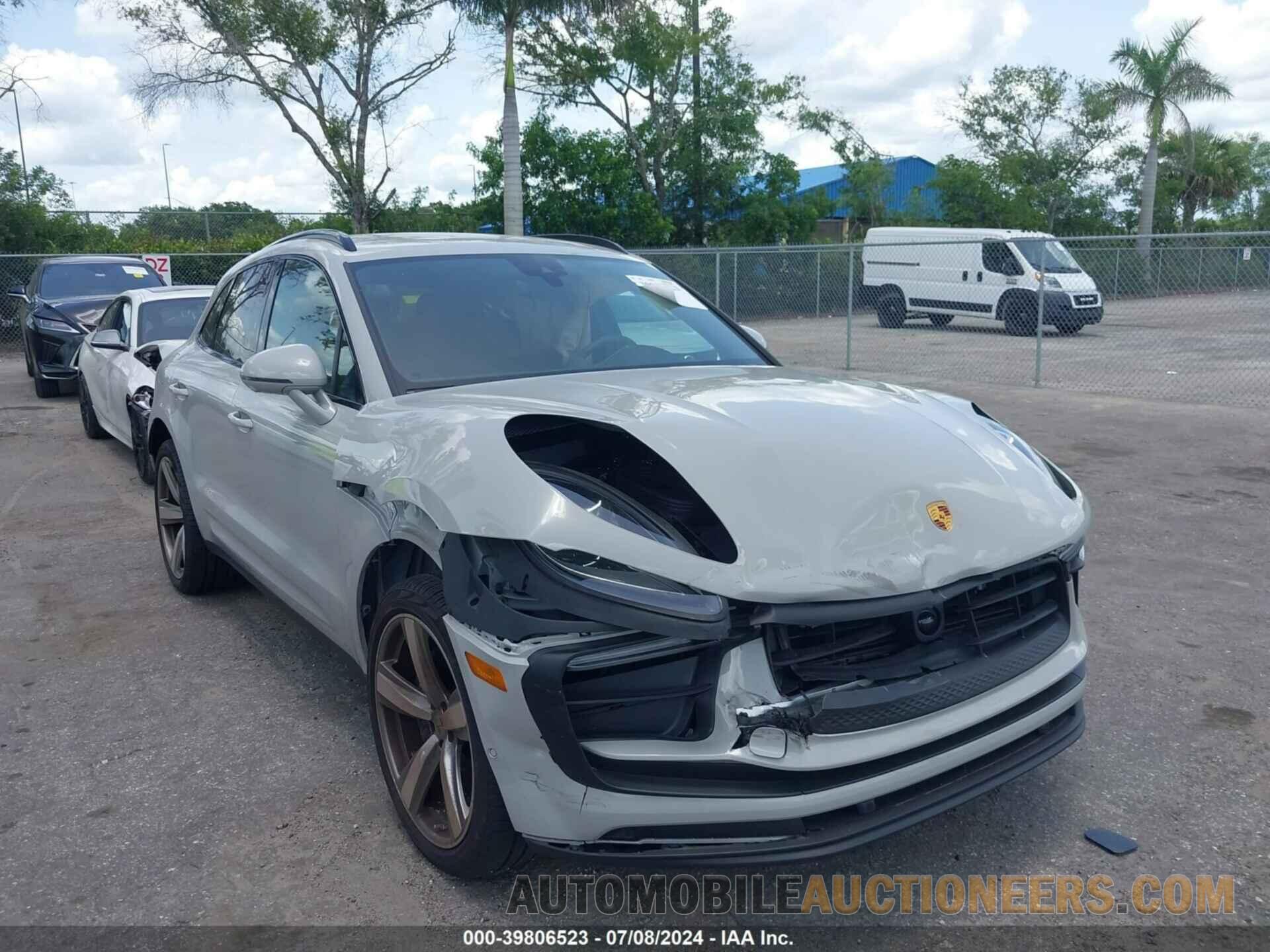 WP1AA2A52RLB03583 PORSCHE MACAN 2024