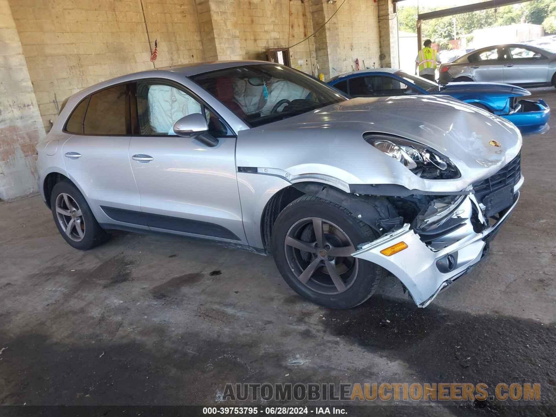 WP1AA2A53HLB83331 PORSCHE MACAN 2017