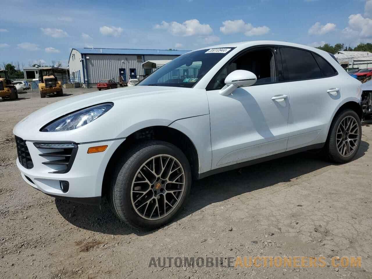 WP1AA2A53JLB17562 PORSCHE MACAN 2018