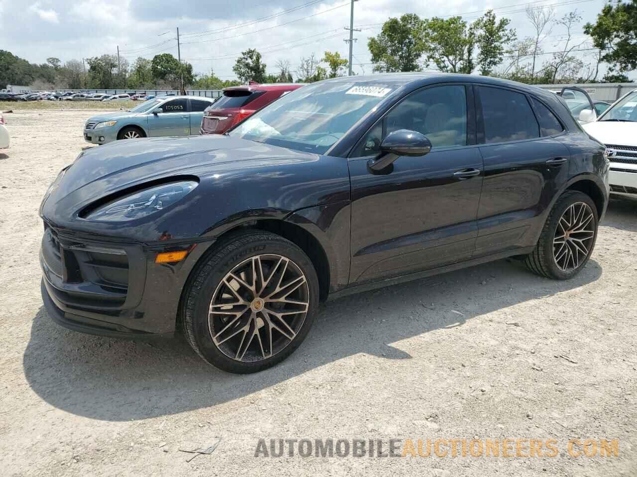 WP1AA2A53RLB00336 PORSCHE MACAN BASE 2024