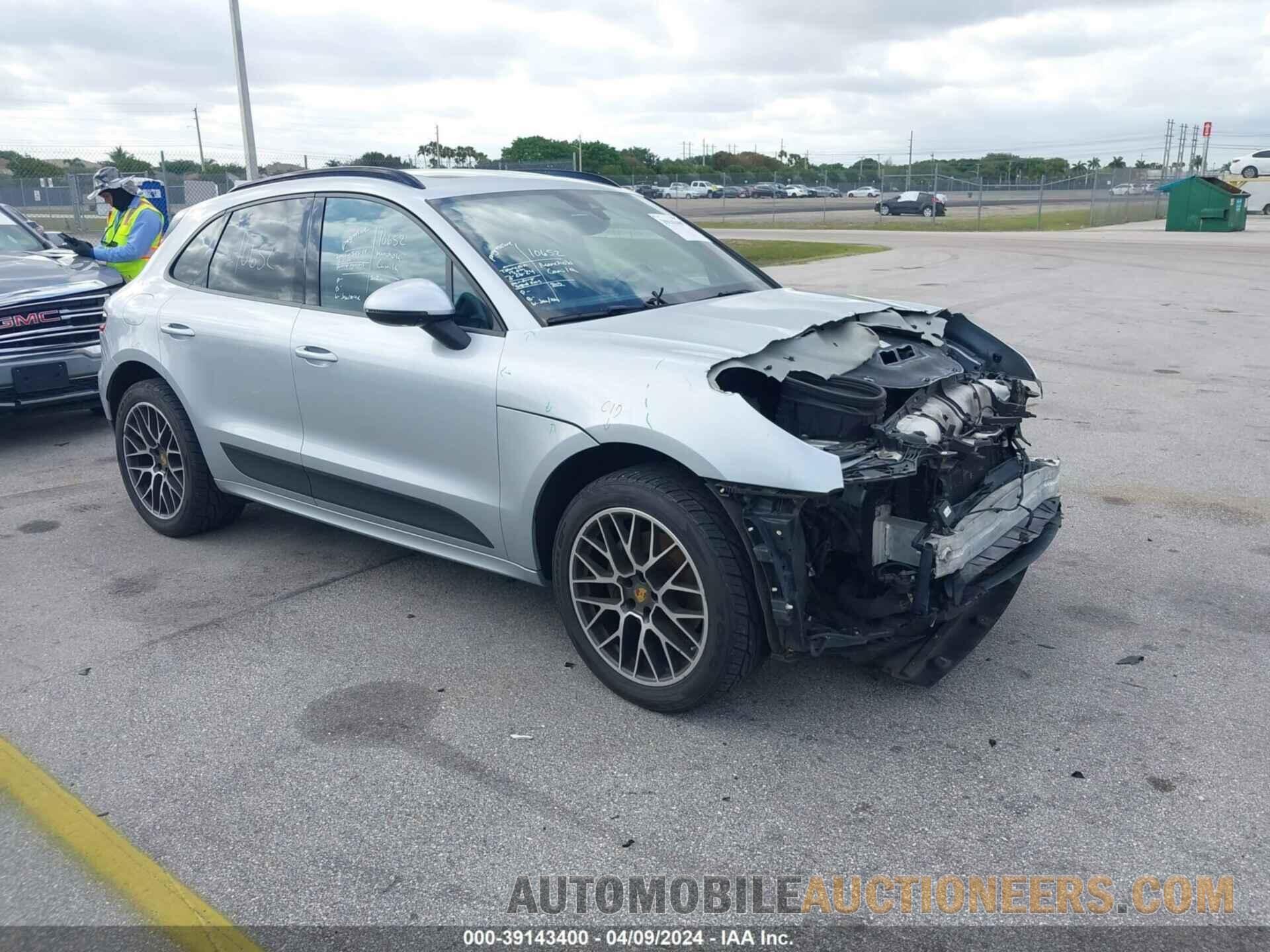 WP1AA2A54HLB08489 PORSCHE MACAN 2017