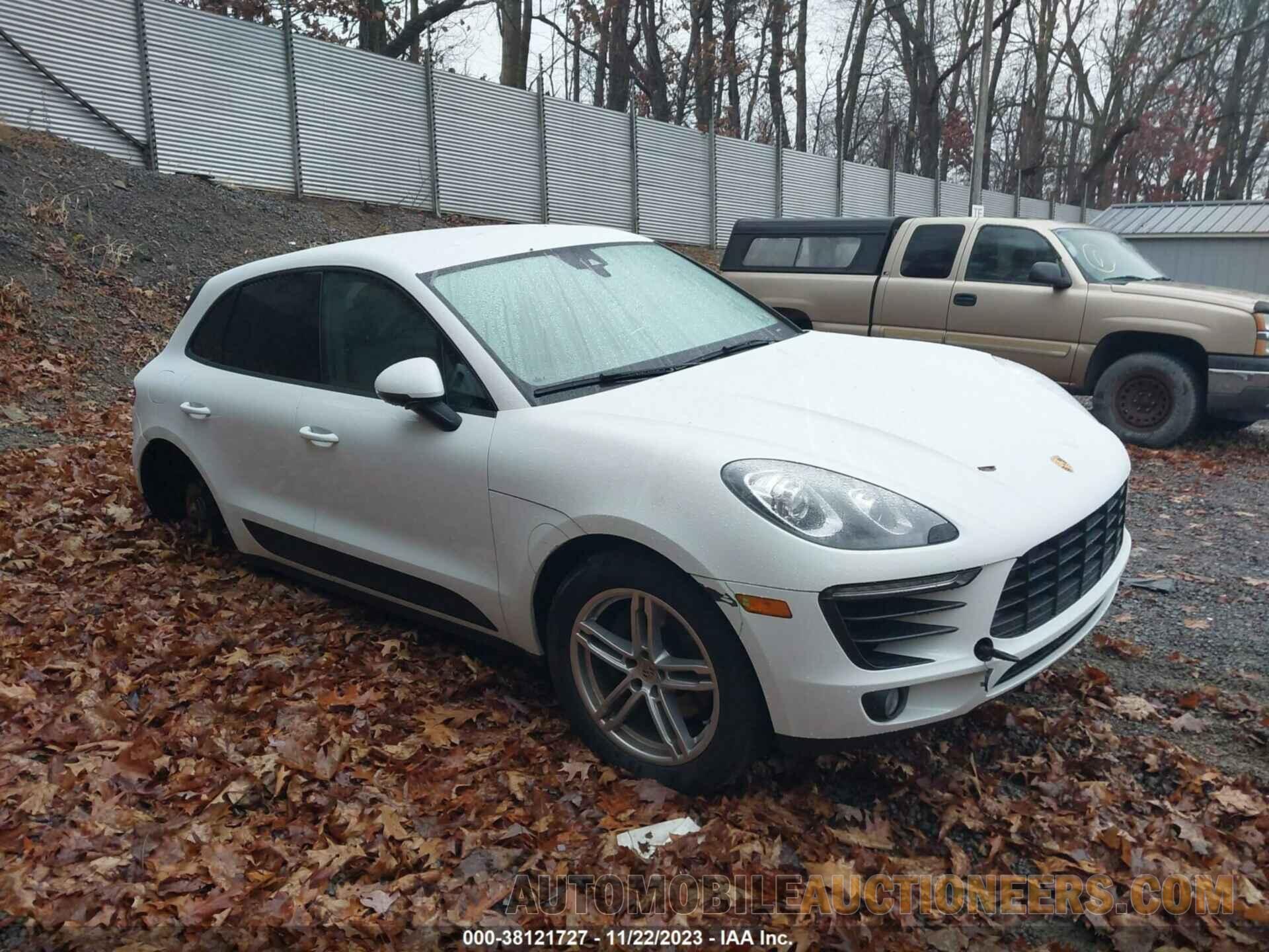 WP1AA2A54JLB15187 PORSCHE MACAN 2018