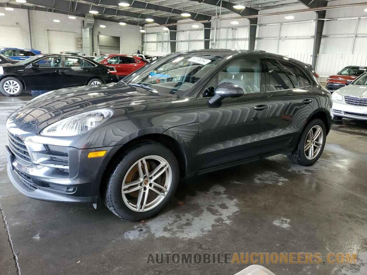 WP1AA2A54KLB01372 PORSCHE MACAN 2019