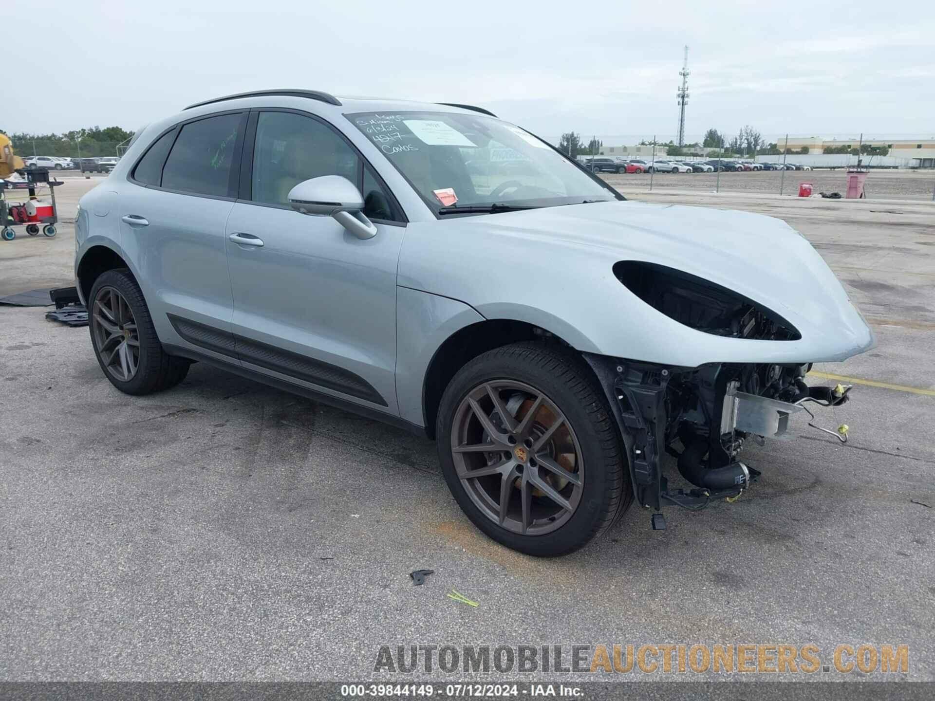 WP1AA2A54RLB04217 PORSCHE MACAN 2024