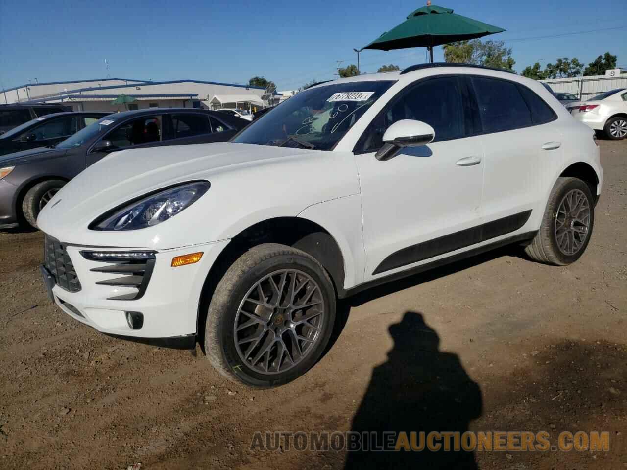 WP1AA2A55JLB13884 PORSCHE MACAN 2018