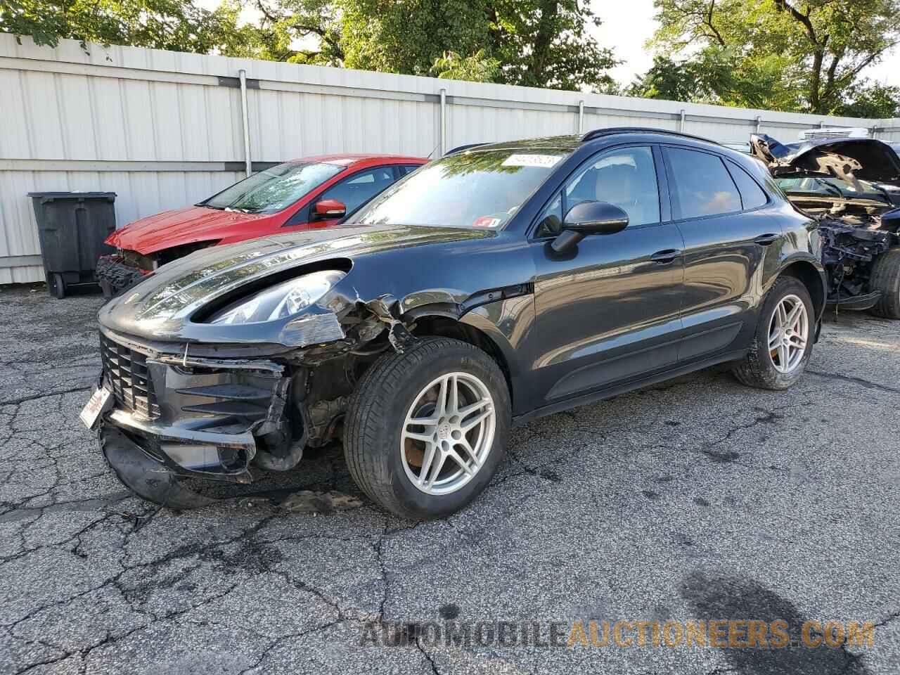 WP1AA2A56HLB08459 PORSCHE MACAN 2017