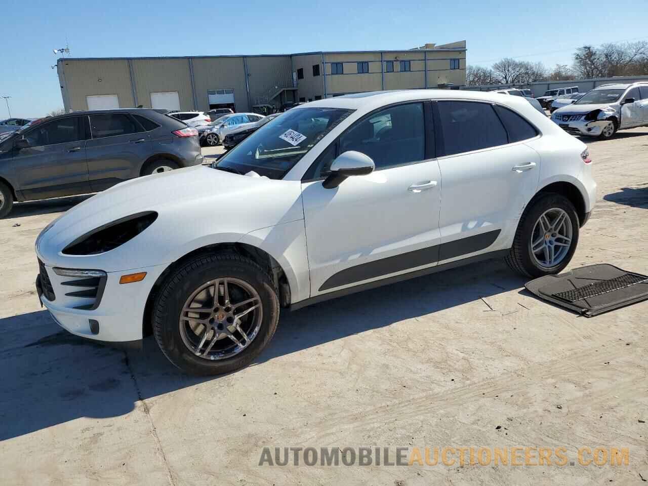 WP1AA2A56HLB09420 PORSCHE MACAN 2017