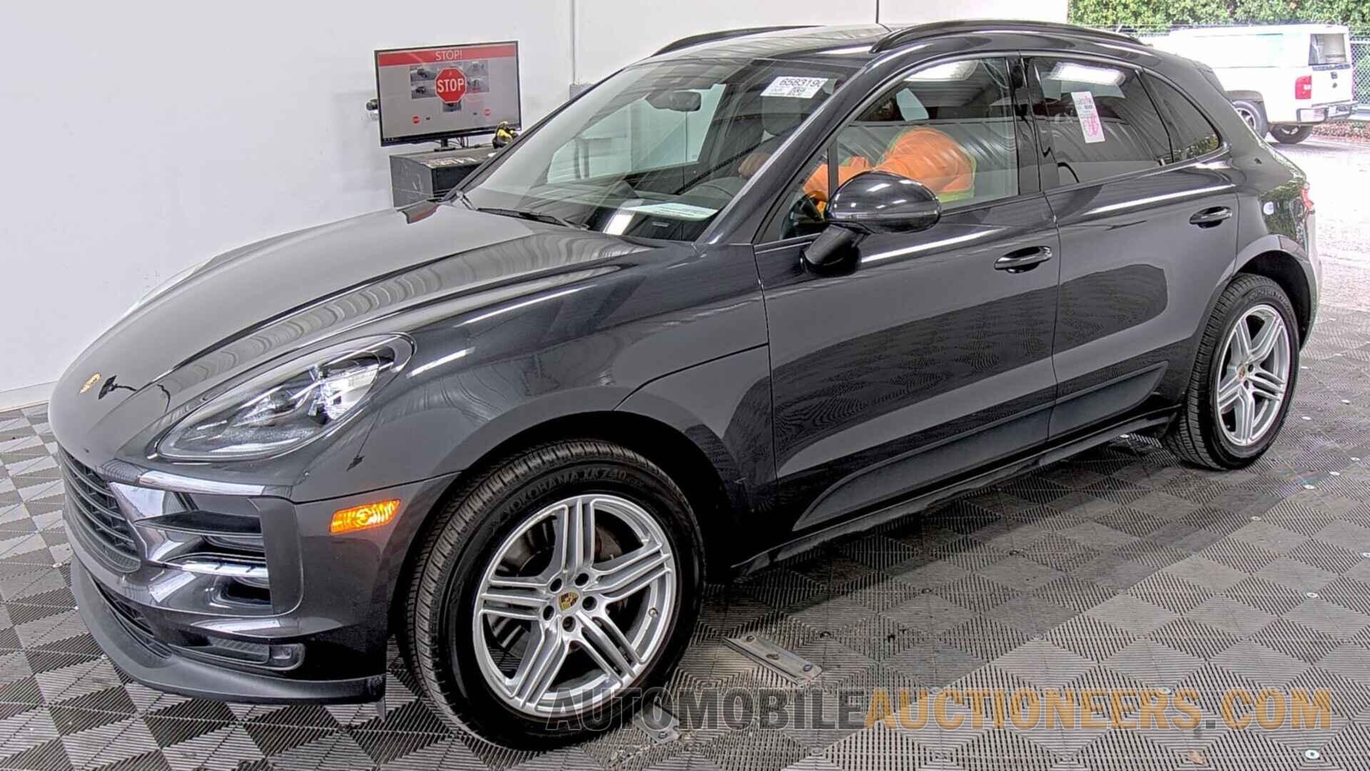 WP1AA2A56KLB01549 Porsche Macan 2019