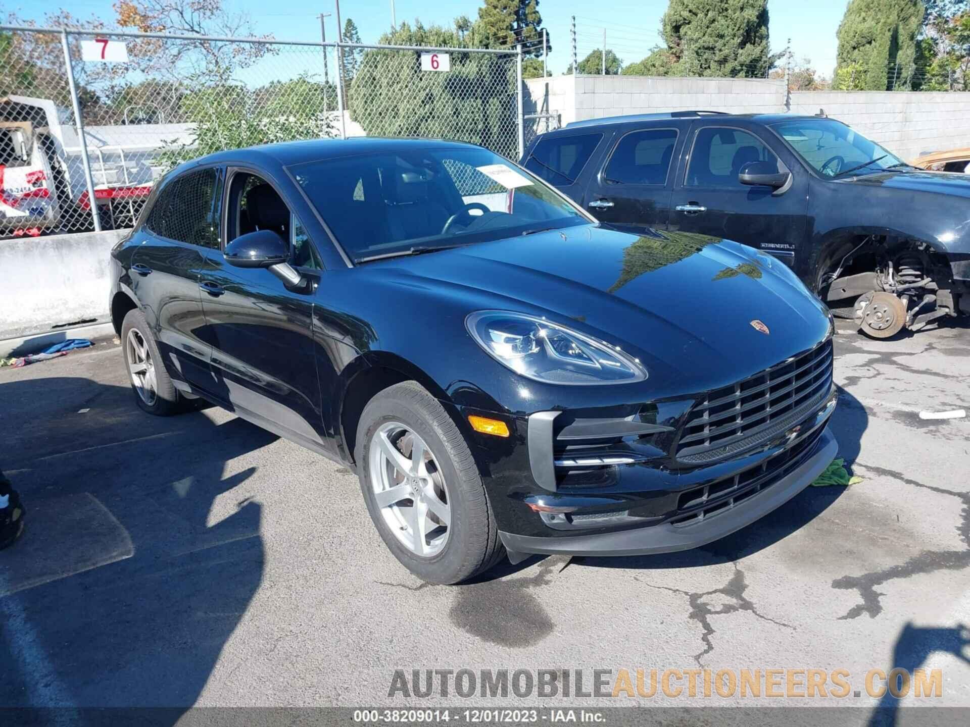 WP1AA2A56MLB14675 PORSCHE MACAN 2021