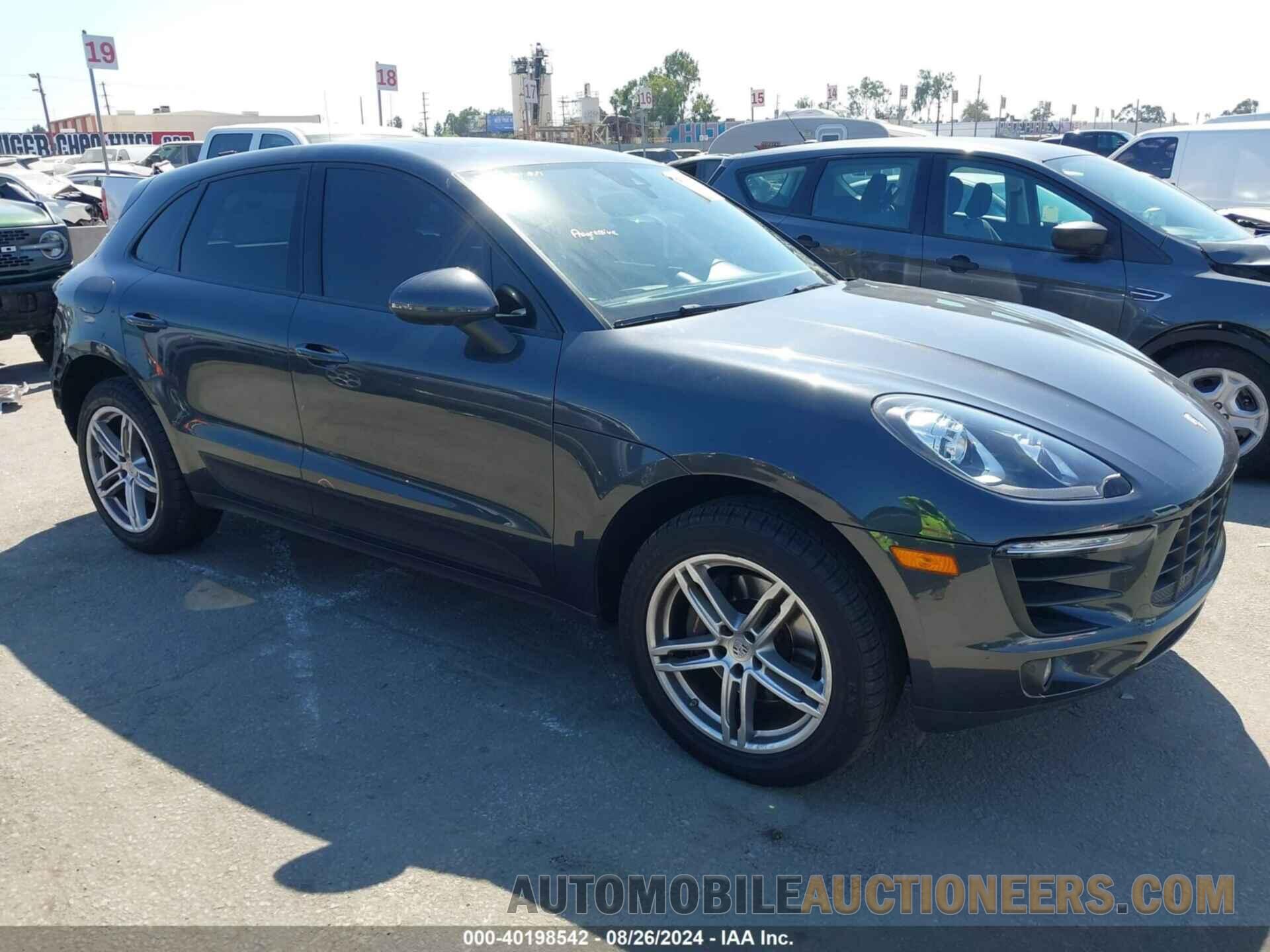 WP1AA2A57JLB03082 PORSCHE MACAN 2018