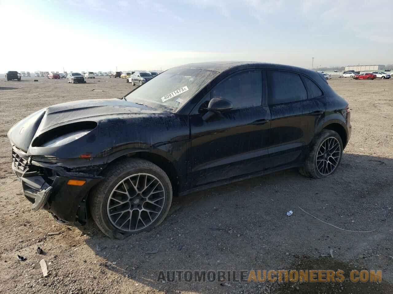 WP1AA2A57JLB16933 PORSCHE MACAN 2018