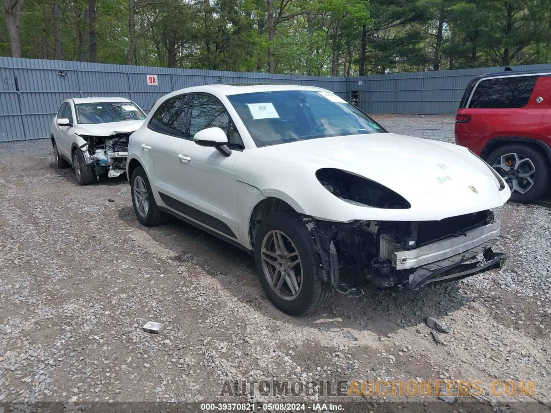 WP1AA2A57JLB20383 PORSCHE MACAN 2018