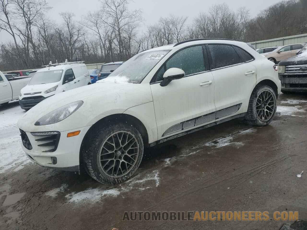 WP1AA2A57JLB20495 PORSCHE MACAN 2018