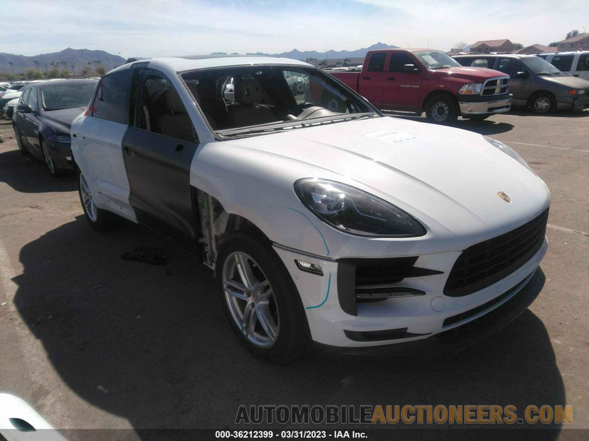 WP1AA2A57KLB09384 PORSCHE MACAN 2019