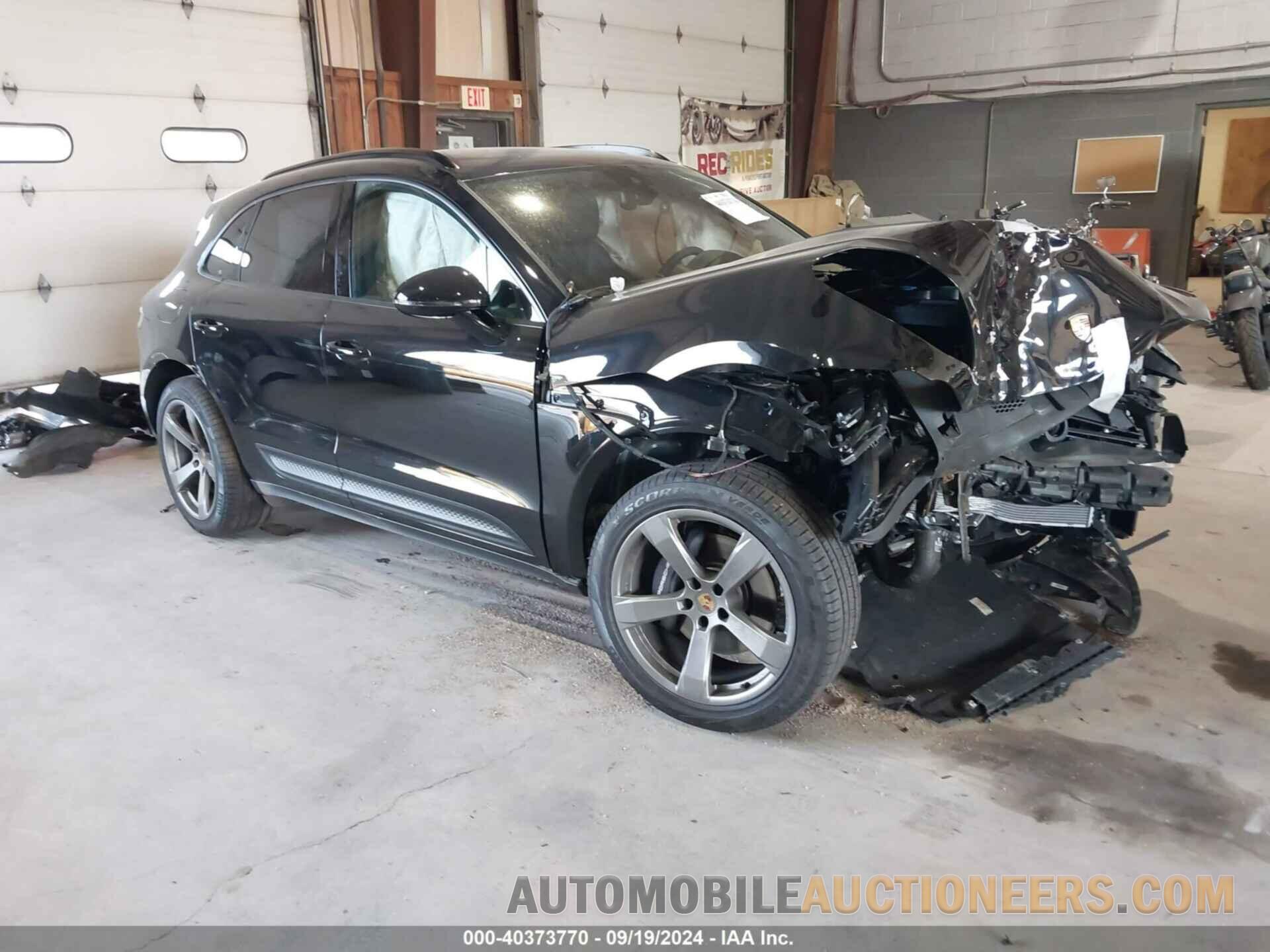 WP1AA2A57RLB04714 PORSCHE MACAN 2024