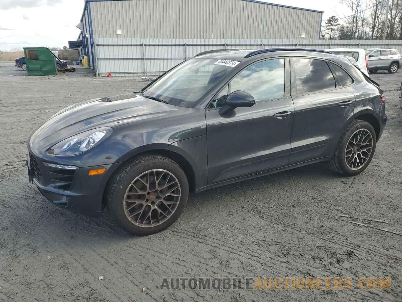 WP1AA2A58HLB06907 PORSCHE MACAN 2017