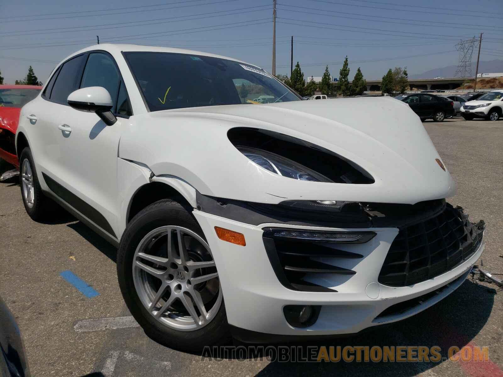 WP1AA2A58HLB07412 PORSCHE MACAN 2017