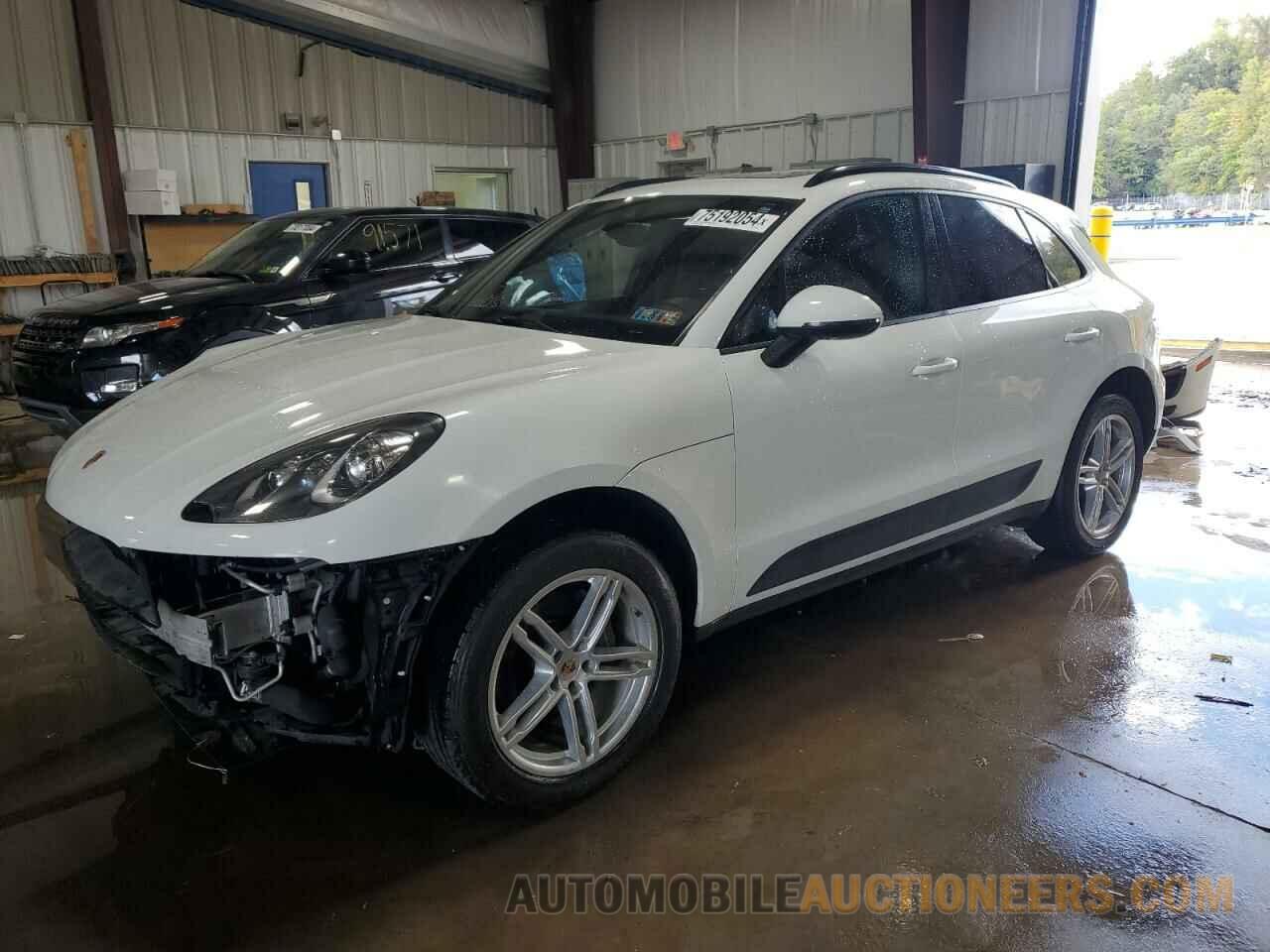 WP1AA2A58HLB08902 PORSCHE MACAN 2017