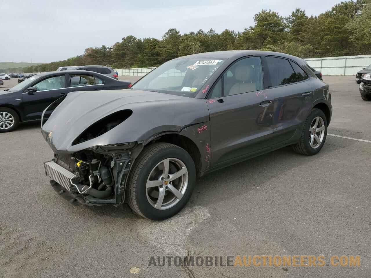 WP1AA2A58JLB02572 PORSCHE MACAN 2018