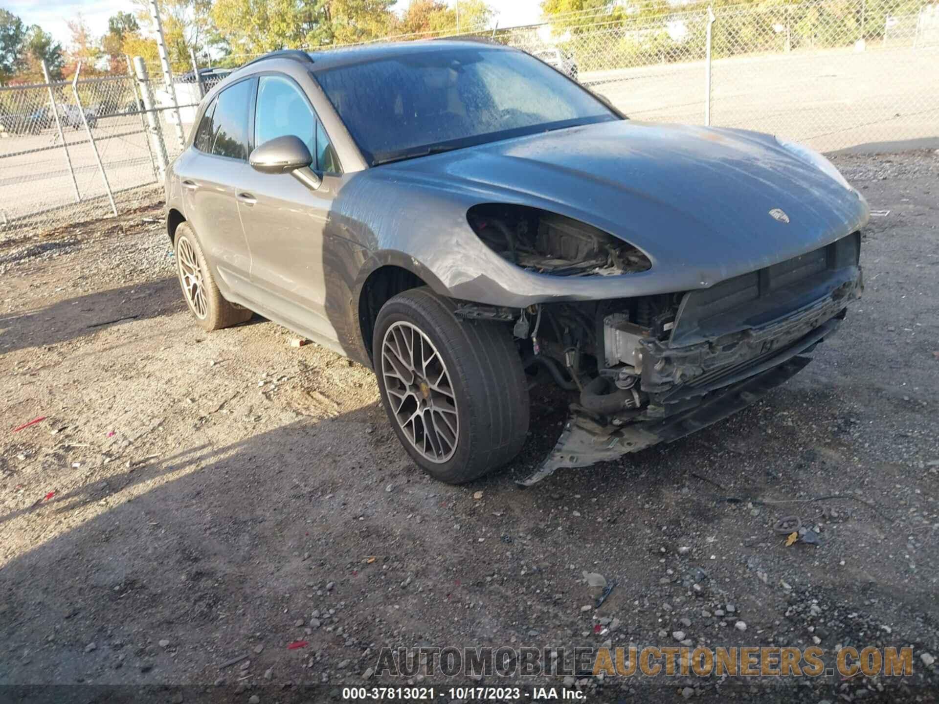 WP1AA2A58JLB03592 PORSCHE MACAN 2018