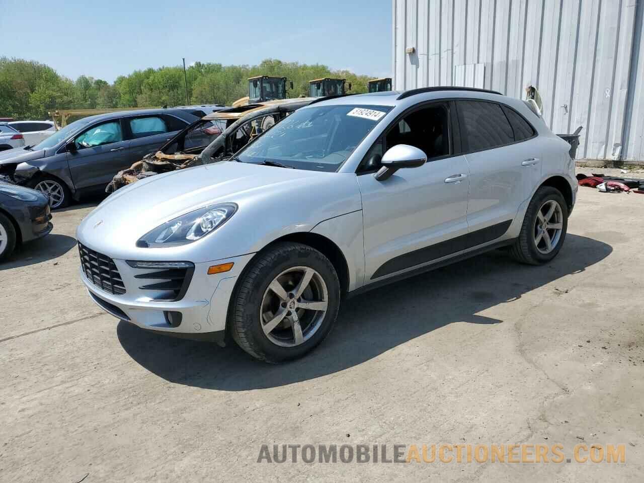 WP1AA2A58JLB07710 PORSCHE MACAN 2018