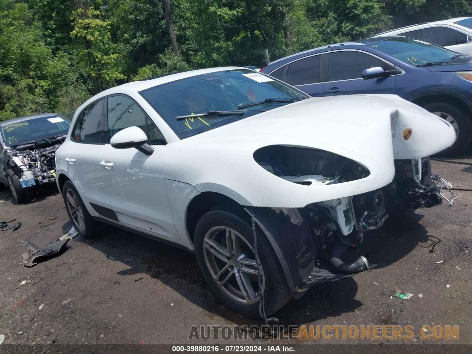 WP1AA2A58JLB18223 PORSCHE MACAN 2018