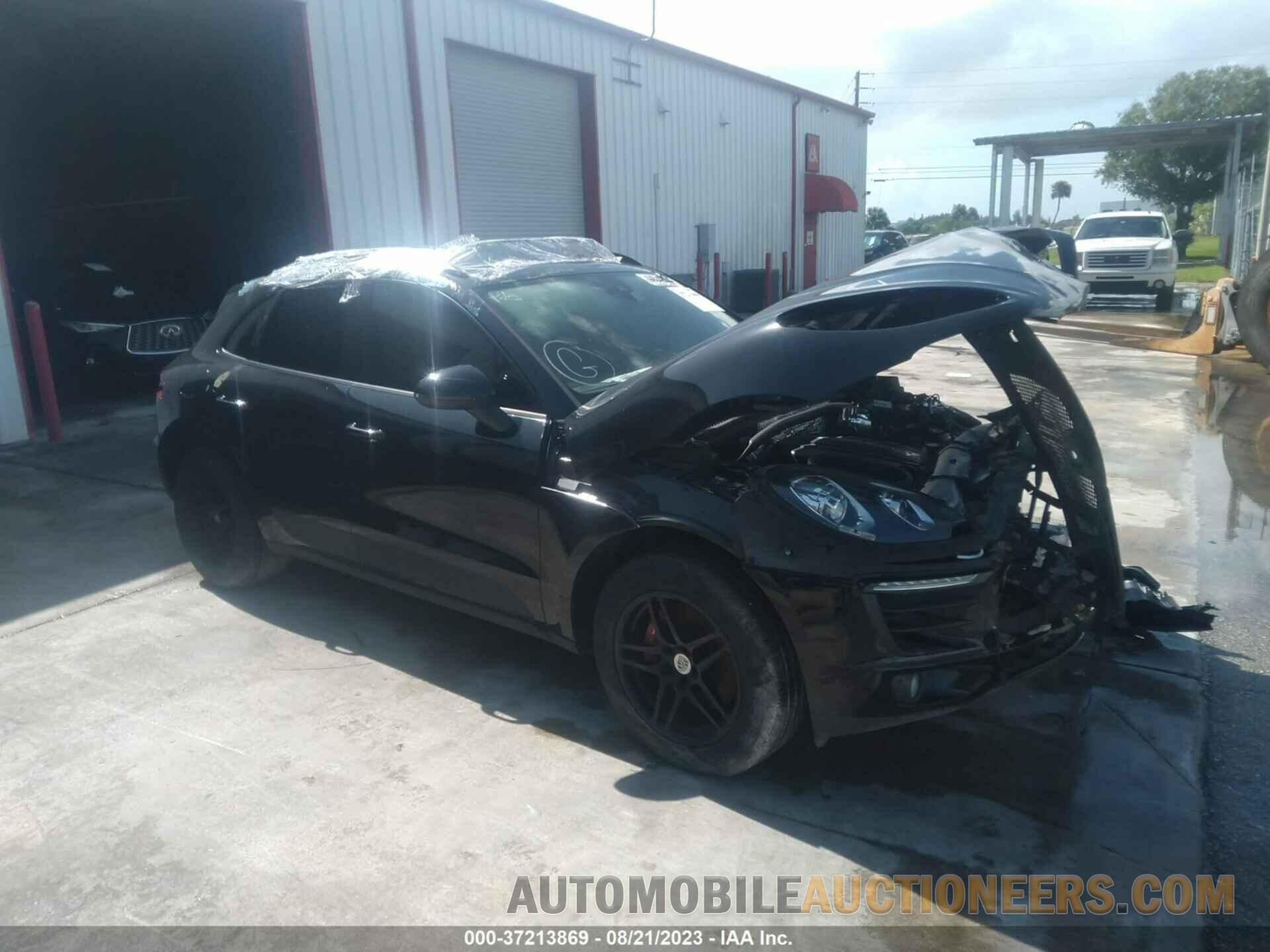 WP1AA2A58JLB21638 PORSCHE MACAN 2018