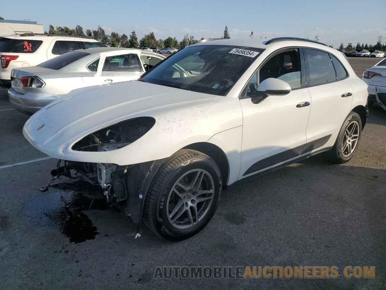 WP1AA2A58JLB23812 PORSCHE MACAN 2018