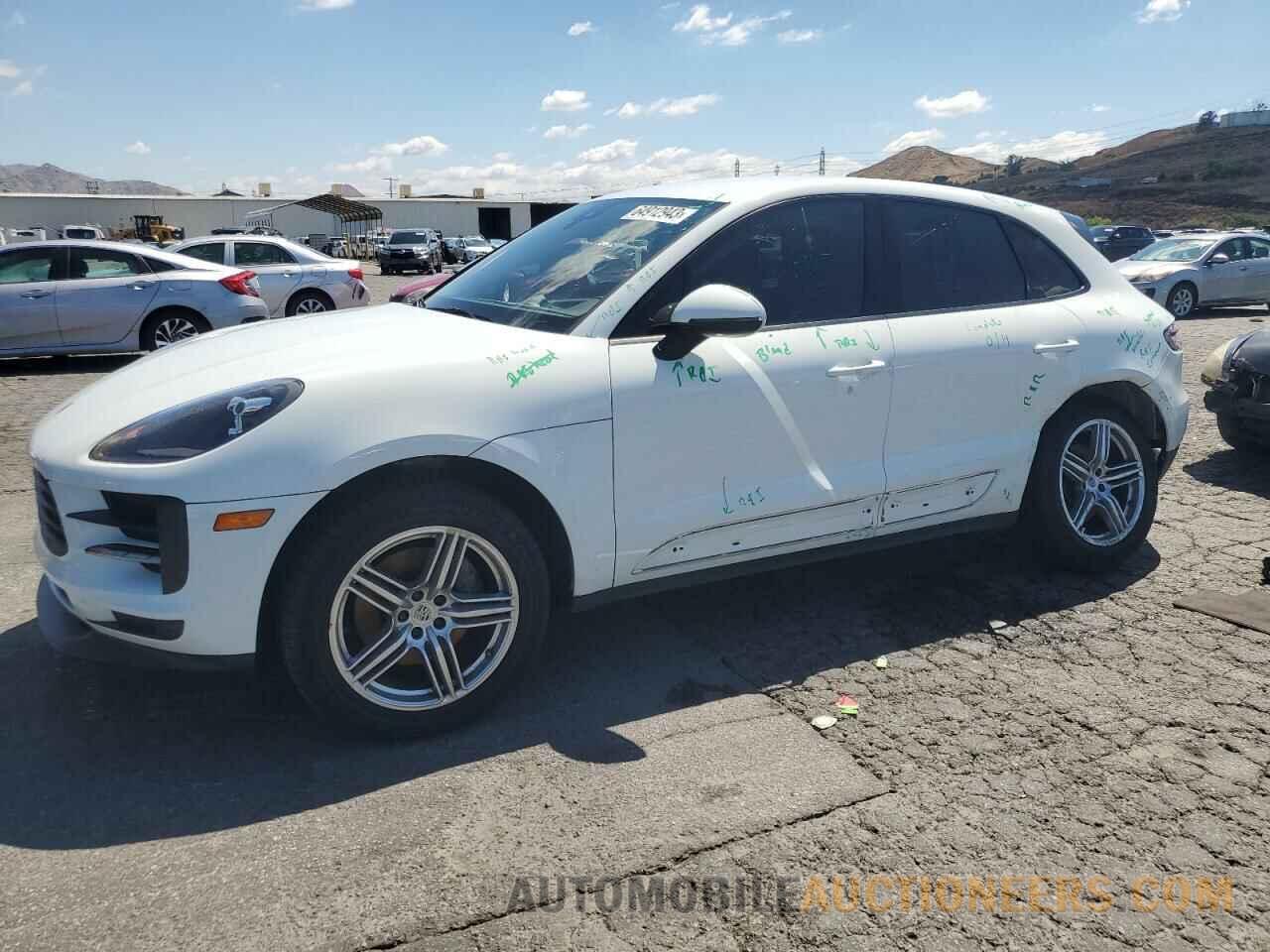 WP1AA2A58KLB06915 PORSCHE MACAN 2019