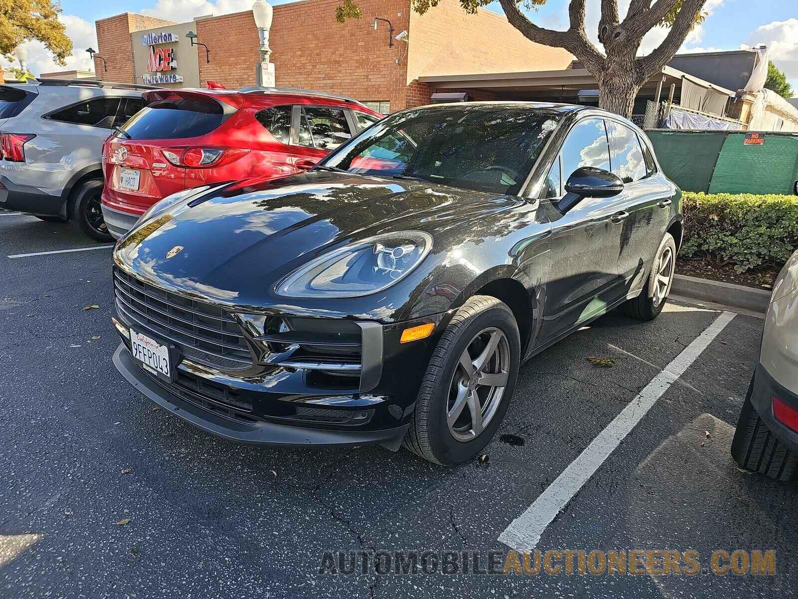 WP1AA2A58KLB08910 Porsche  2019