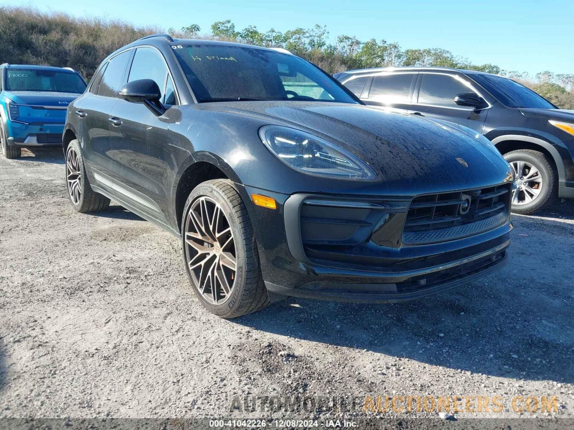 WP1AA2A58RLB16998 PORSCHE MACAN 2024