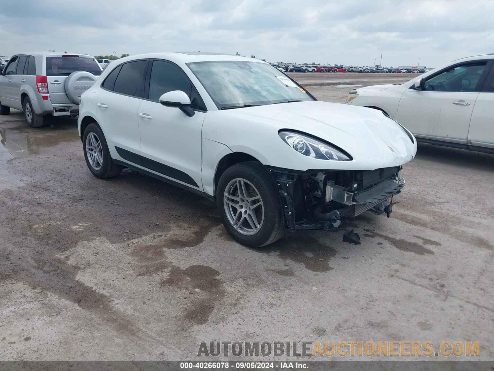 WP1AA2A59HLB07015 PORSCHE MACAN 2017