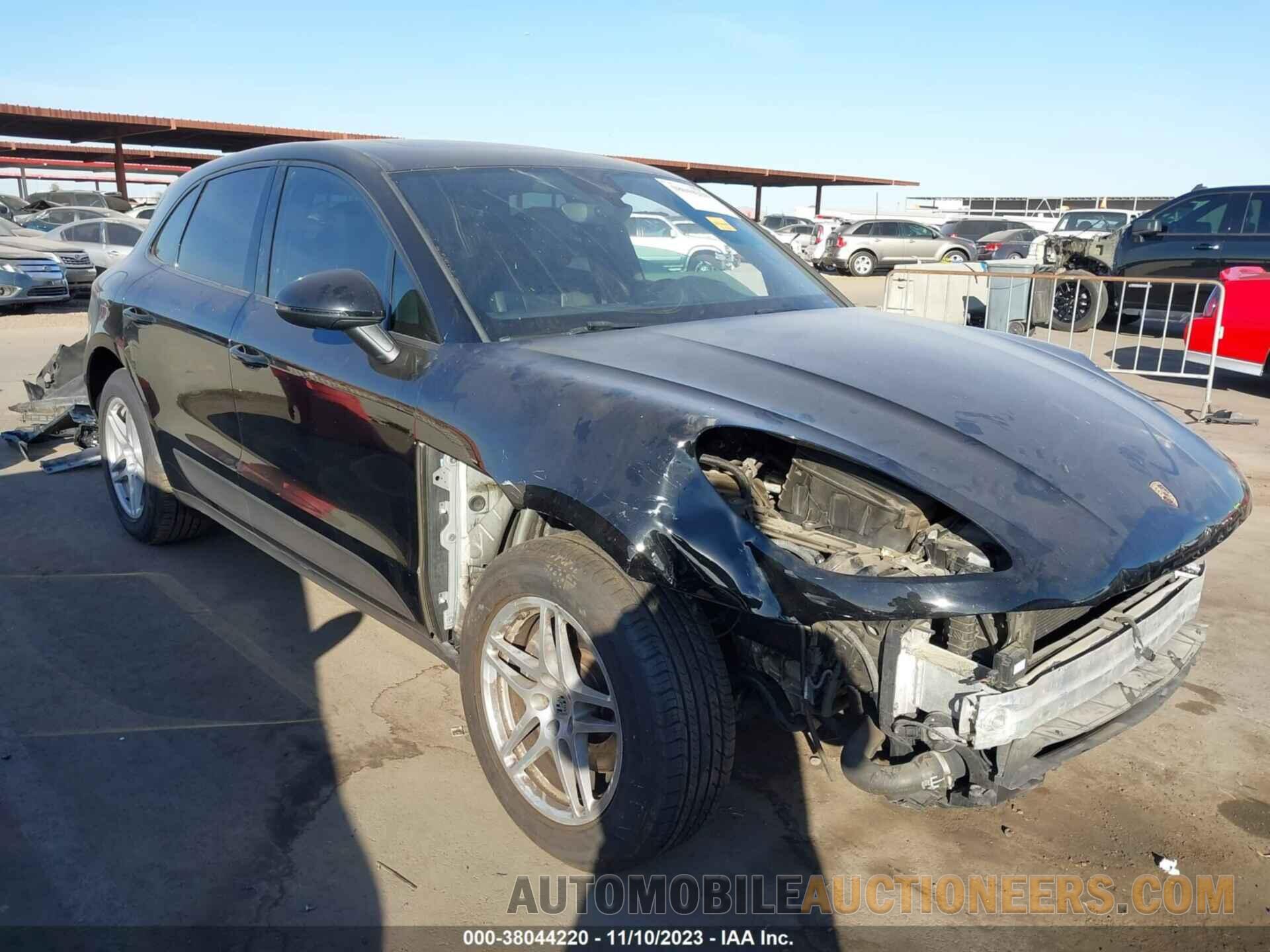 WP1AA2A59JLB05206 PORSCHE MACAN 2018