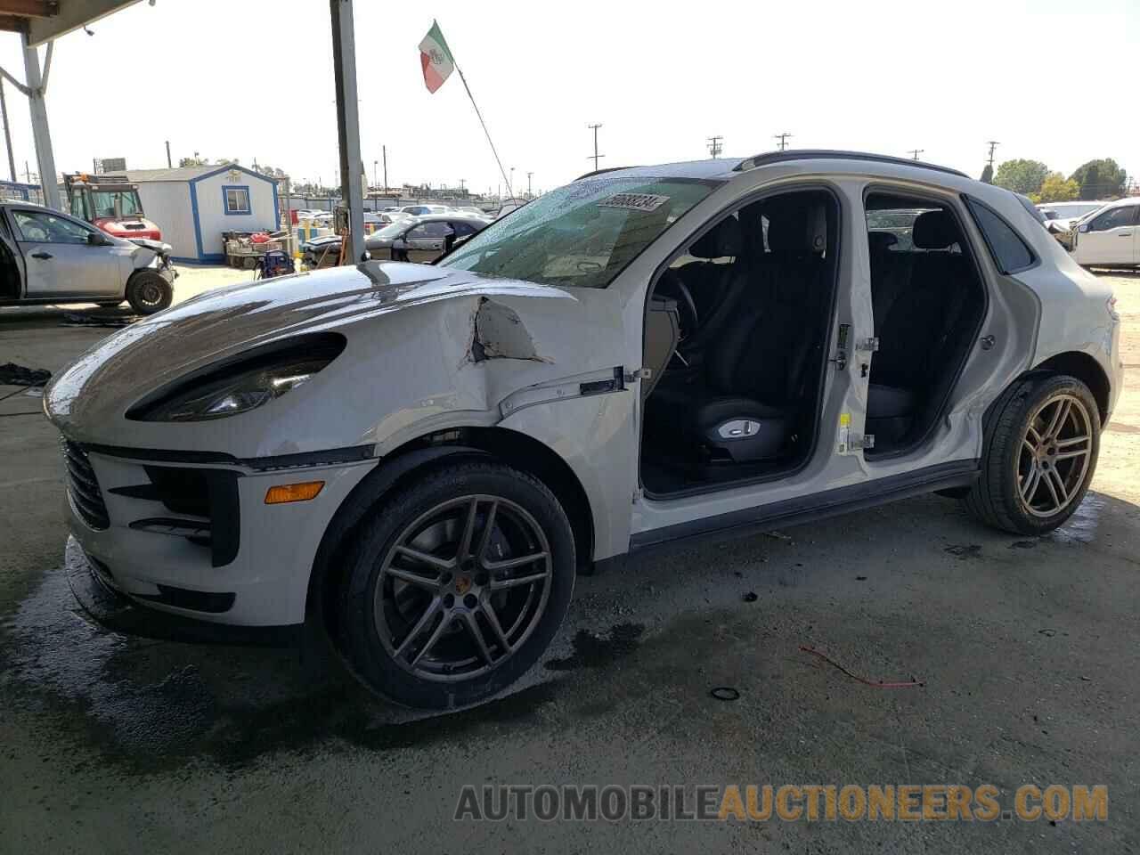 WP1AA2A59MLB13696 PORSCHE MACAN 2021