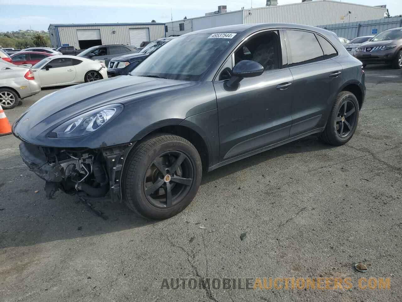 WP1AA2A5XHLB80815 PORSCHE MACAN 2017