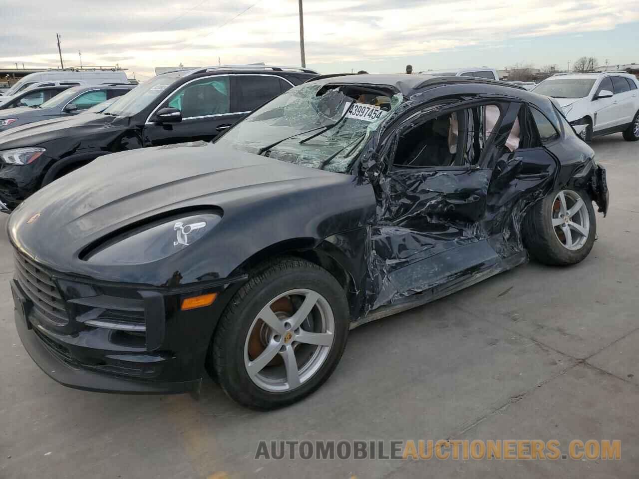 WP1AA2A5XKLB01053 PORSCHE MACAN 2019