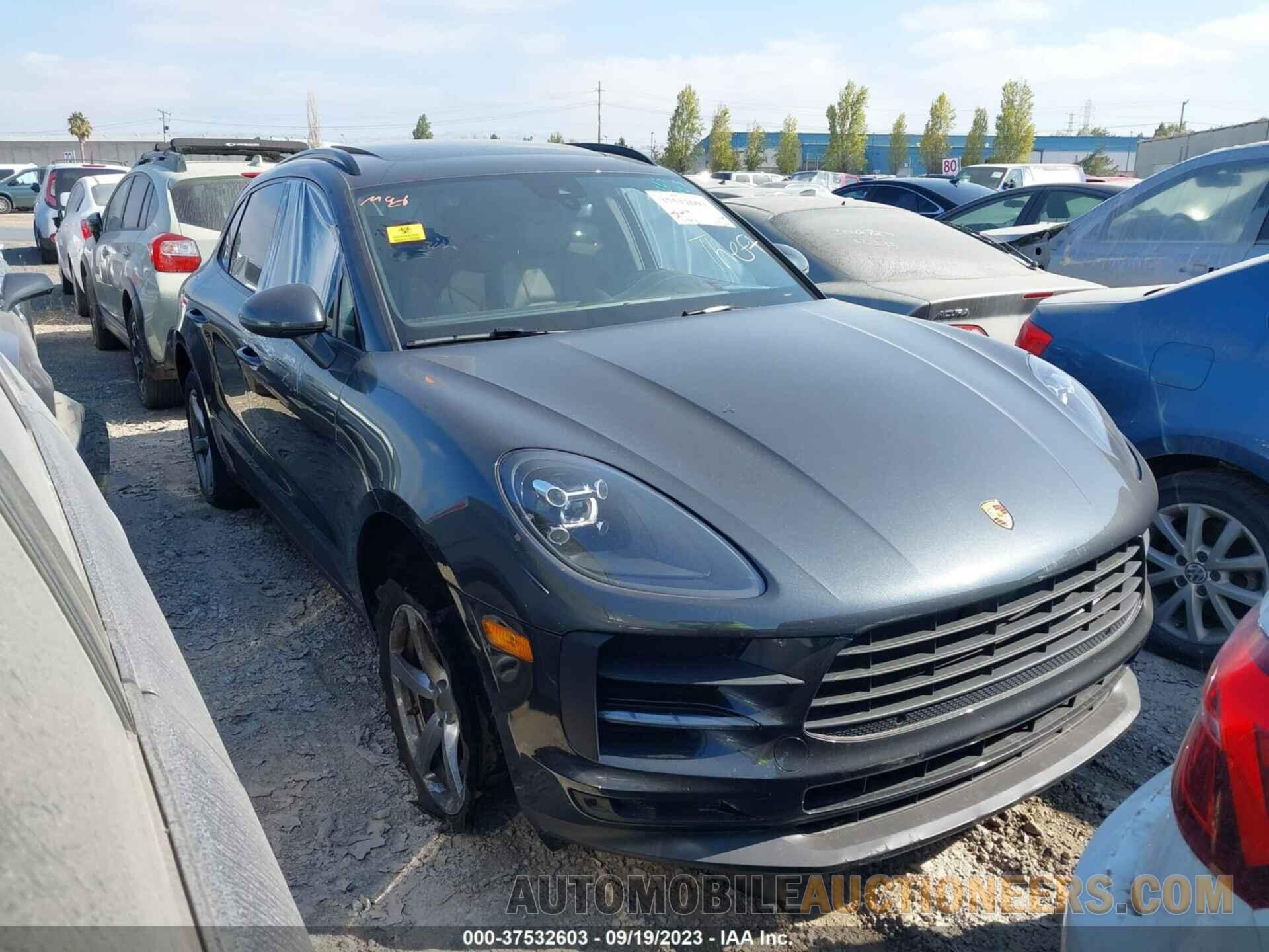 WP1AA2A5XMLB13786 PORSCHE MACAN 2021