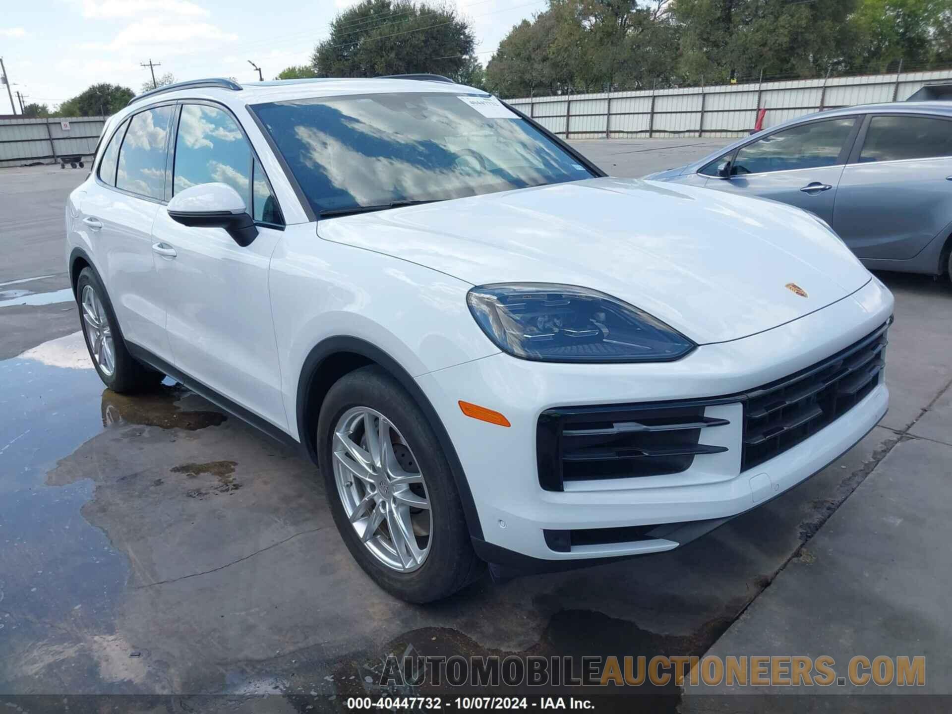 WP1AA2AY8RDA01015 PORSCHE CAYENNE 2024