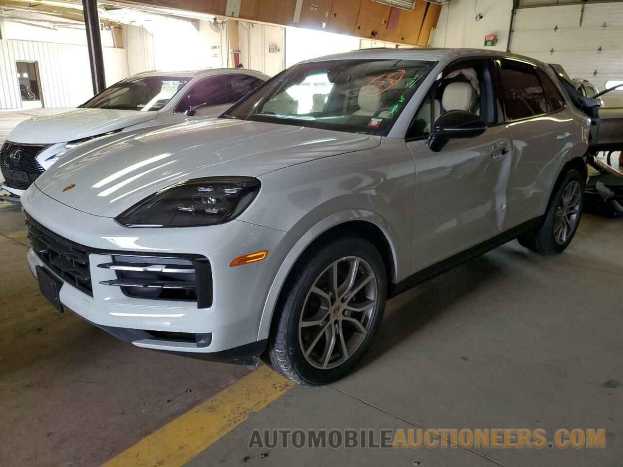 WP1AA2AY9RDA03114 PORSCHE CAYENNE 2024