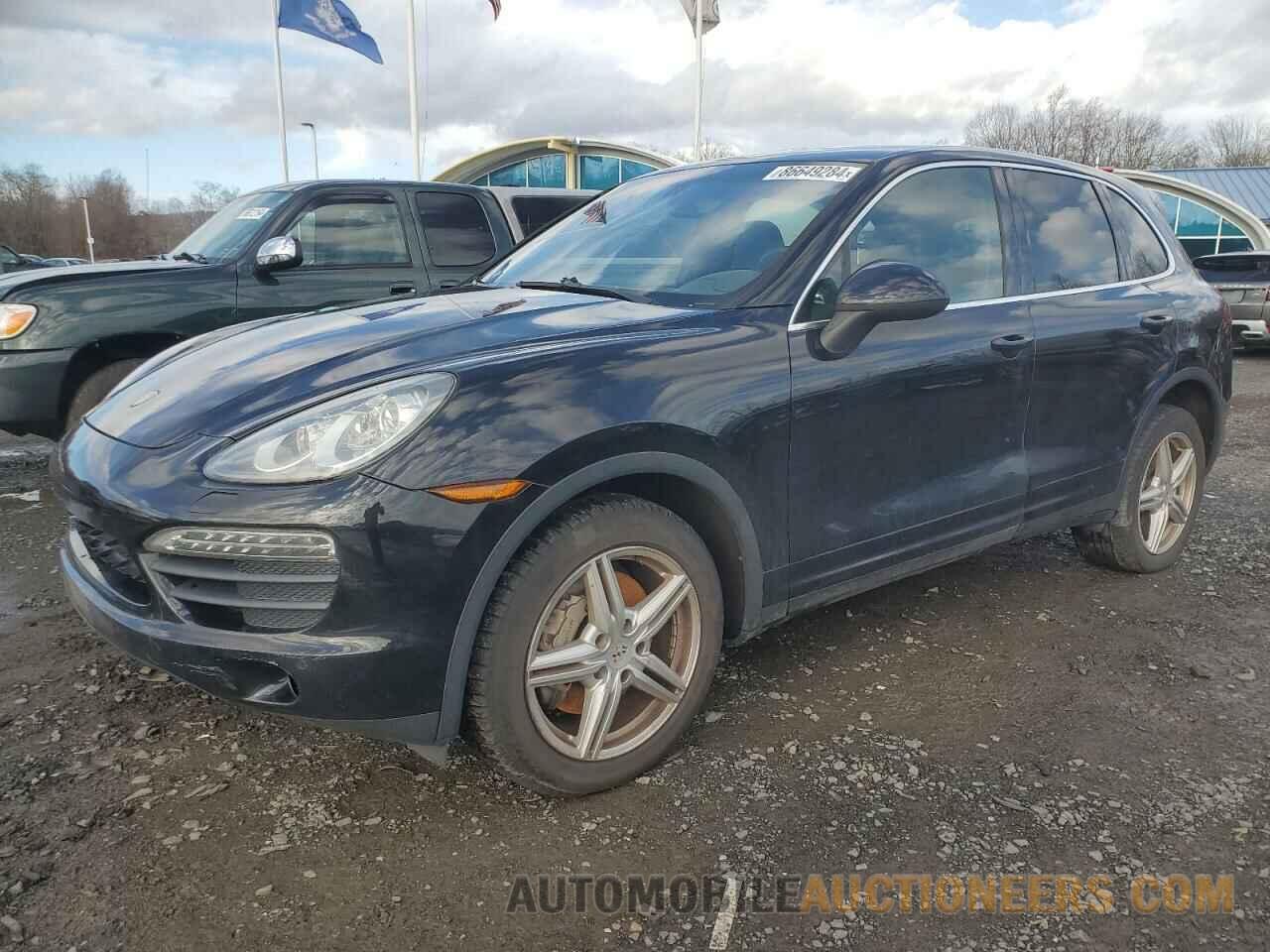 WP1AB2A20BLA43859 PORSCHE CAYENNE 2011