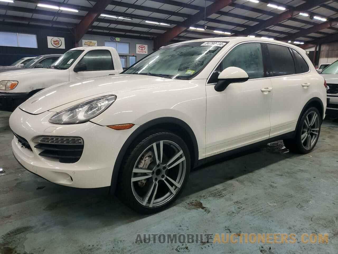 WP1AB2A22BLA54801 PORSCHE CAYENNE 2011