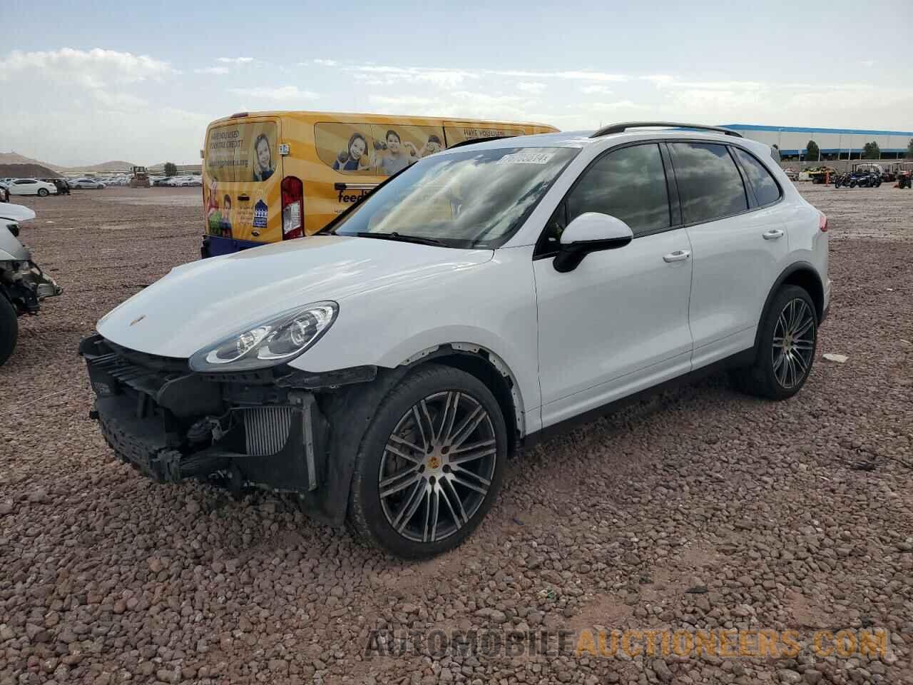 WP1AB2A23GLA95011 PORSCHE CAYENNE 2016