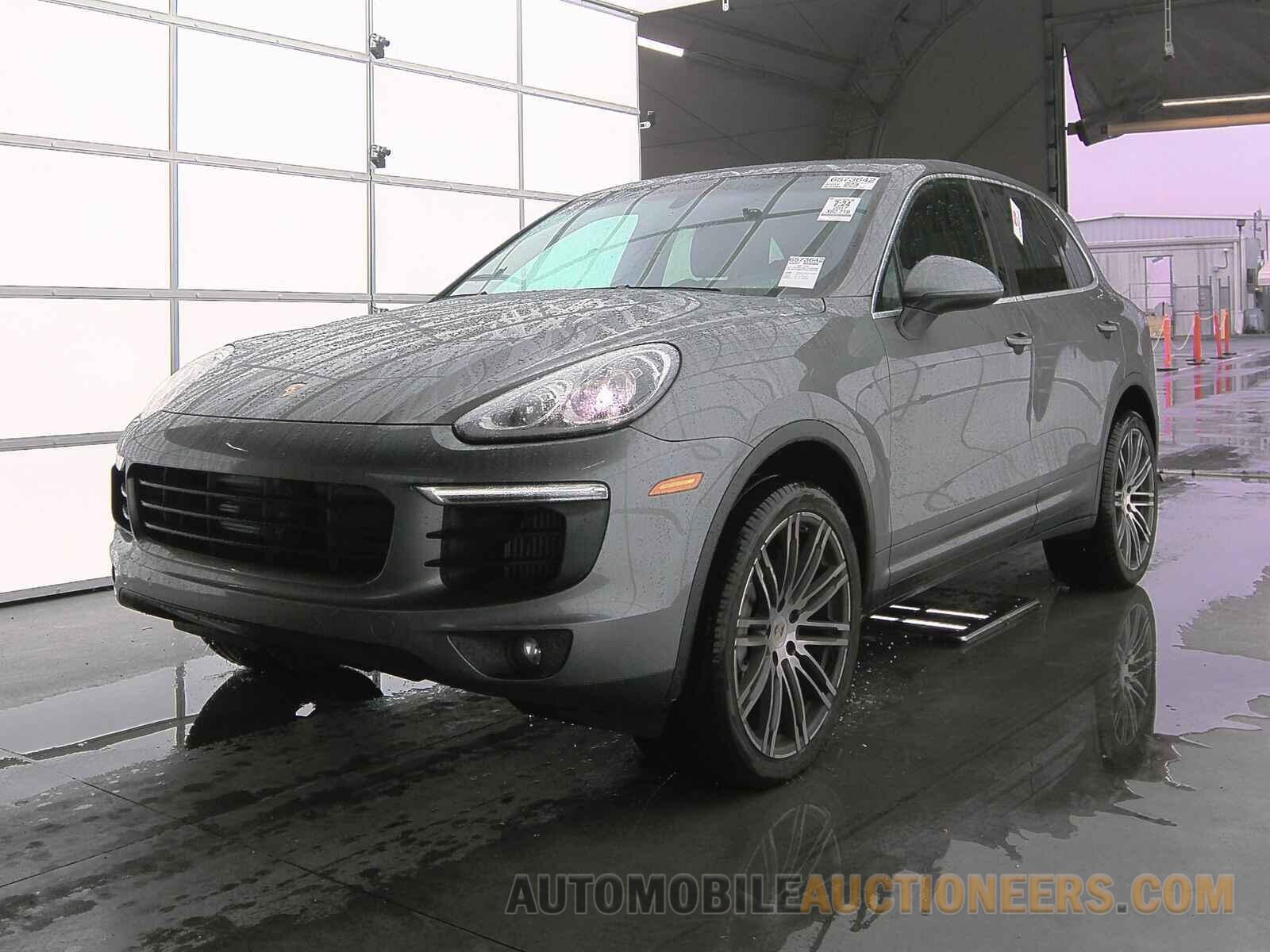 WP1AB2A23HLA53729 Porsche Cayenne 2017